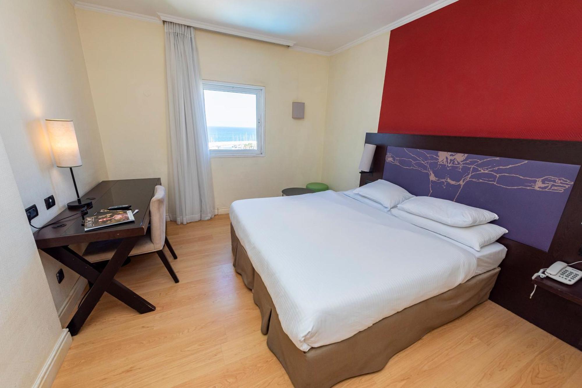 Hotel Basel Tel-Aviv エクステリア 写真